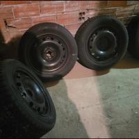 Gomme Invernali + Cerchi in ferro