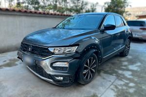 VW T-Roc 1.0 TSI 115CV - 2019 Incidentata