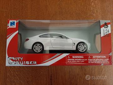 BMW Serie 4 Coupé F32 NewRay 1/24