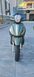 piaggio beverly 350 sport touring