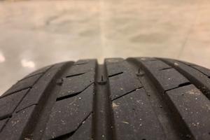 Ruote con gomme nuove 215 / 60 R16