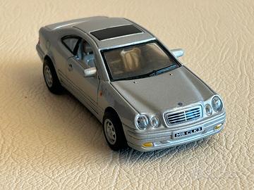 Mercedes CLK320 1/43