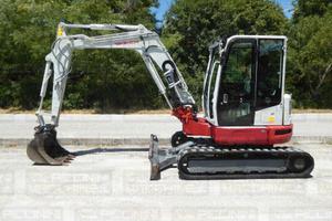 Escavatore cingolato Takeuchi TB257FR