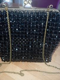 Borsa Artigianale in Perline – Eleganza Unica
