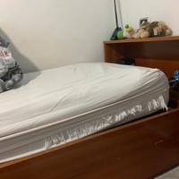 Due letti singoli con comodini