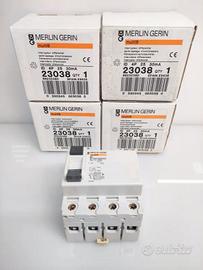 Lotto 4 Interruttori Differenziali Merlin Gerin
