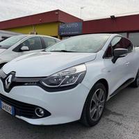 RENAULT Clio 1.2 75CV 5 porte Costume National