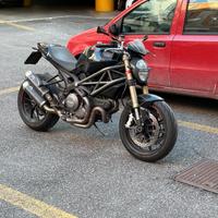 Ducati Monster 1100 Evo - 2011