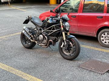 Ducati Monster 1100 Evo - 2011