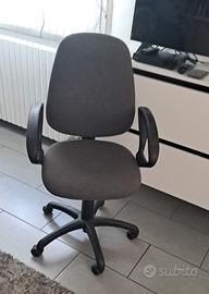 Sedia da ufficio i con rotelle