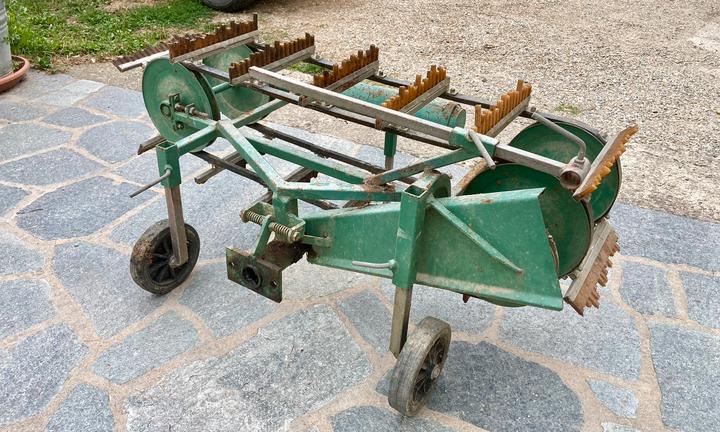 Ranghinatore per motocoltivatore