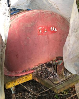 Botte irroratrice trainata per trattore con pompa