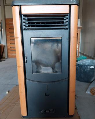 Stufa a pellet Superior Marika 08