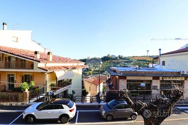 5 LOCALI A RIPA TEATINA