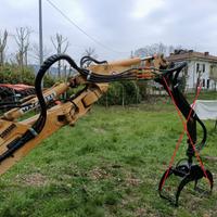 Retro escavatore Mazzotti