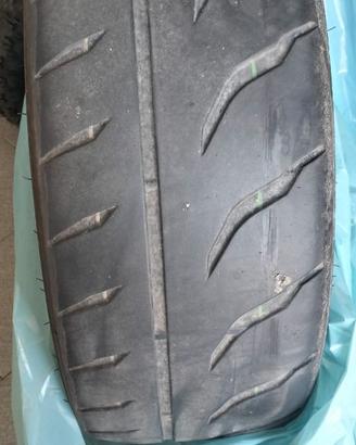 Pneumatici Toyo Proxes R888R 205/40 R18 86 W