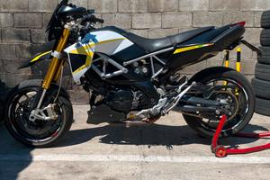 Aprilia dorsoduro