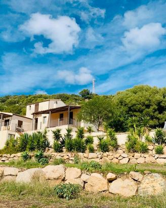 Villa Panoramica di Lusso con Vista Mare