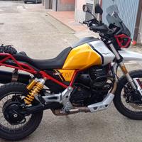 Moto Guzzi v85tt E5 Evocative con Ohlins