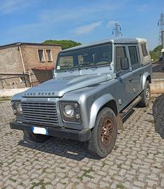 Land Rover Defender 110 Crew Cab