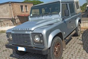 Land Rover Defender 110 Crew Cab