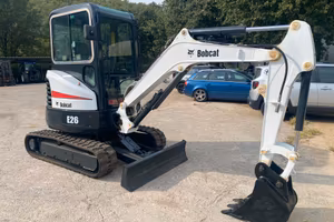 miniescavatore bobcat e26