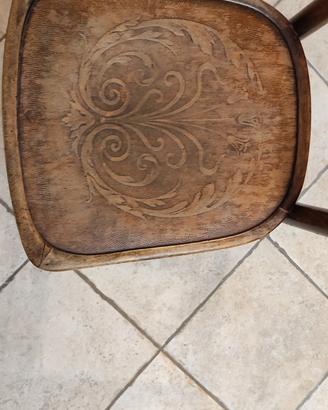 Sedia Tenoht  da restaurare 