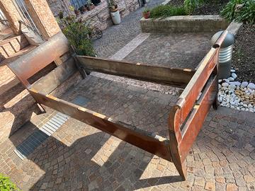 Ottomana da restaurare