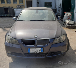 BMW 320d ALLESTIMENTO 330d