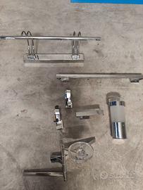 Set in in acciaio per il arredo bagno