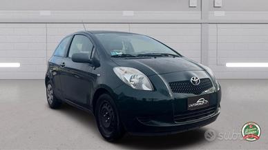 Toyota Yaris 1.0 3 porte Sol