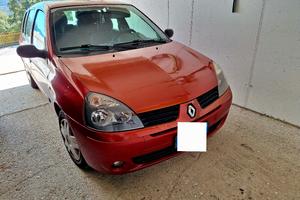 Renault Clio II dci 82CV