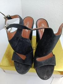 Sandalo camoscio nero