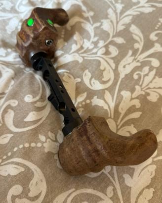 Hand grip in legno