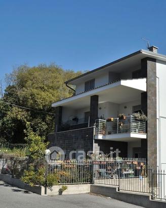 Bilocale con terrazzo, posto auto e cantina