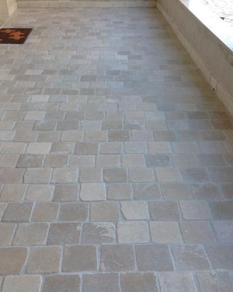 Pietre naturali pavimenti rivestimenti arredo