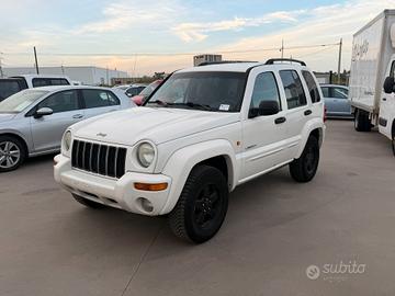 Jeep Liberty 3.7 V6 4X4 automatico 212cv