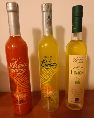 Bottiglia Liquore sapori vari, Aperitivo
