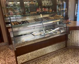 Arredamento pasticceria