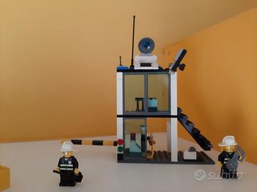 Lego city comando polizia 7743+60008