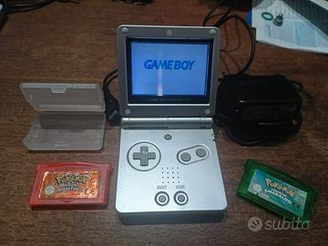 Game Boy Advance + Pokemon Rosso Fuoco e Smeraldo