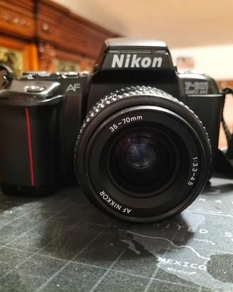 Nikon F - 601 AF FOTOCAMERA A PELLICOLA