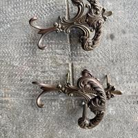 Appendiabito vintage in metallo brunoto