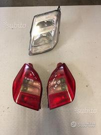 Faro anteriore e fari posteriori citroen C2