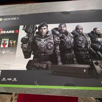 Xbox One X 1TB + 3 Controller + Giochi - Ottime Co