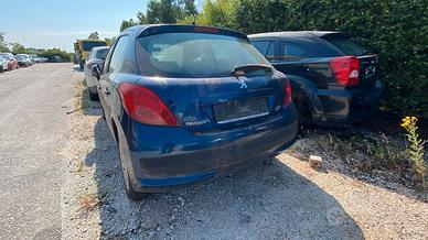 PEUGEOT 207 PER RICAMBI