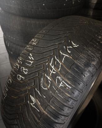 Gomme seminuove 215 55 17 Michelin 4 stagioni