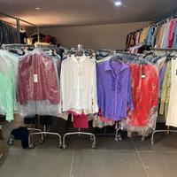 Abbigliamento stock da donna