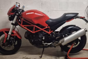 Ducati Monster 695