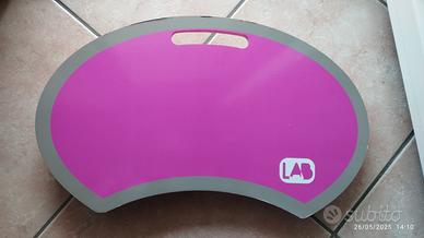 Supporto con cuscino imbottito x computer.
